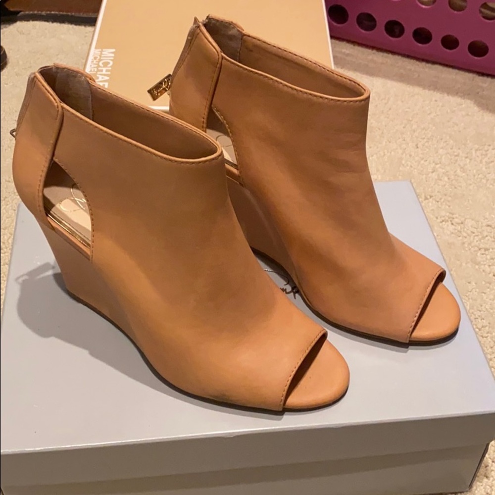 Jessica Simpson Wedges